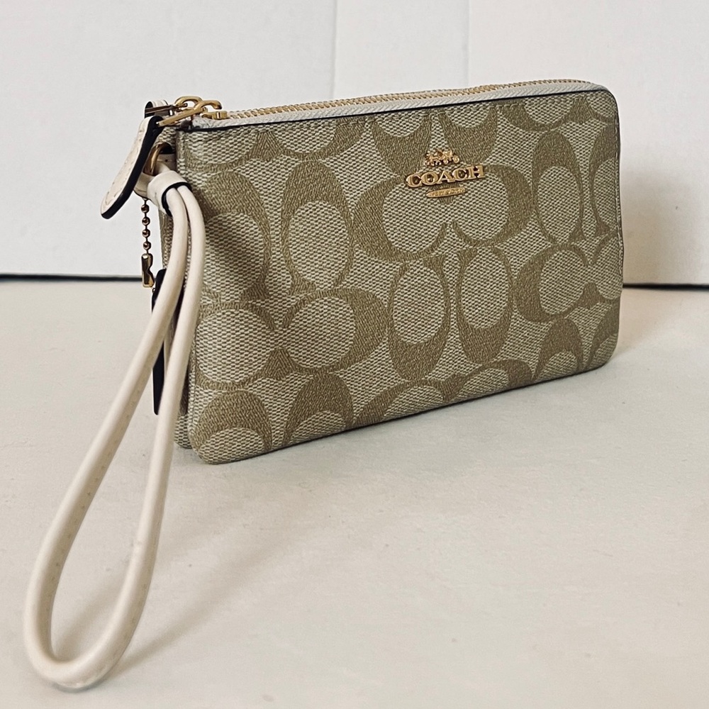 Coach Signature Double Zip Wristlet Purse Light Khaki/Chalk/Glacierwhite